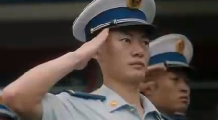 步履不停 书写无悔青春之歌