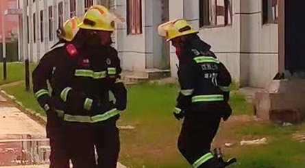 当消防员遇上六一