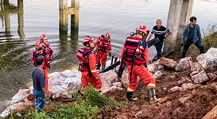 汛期大考下的师宗答卷：零伤亡背后的 “硬核”防汛网