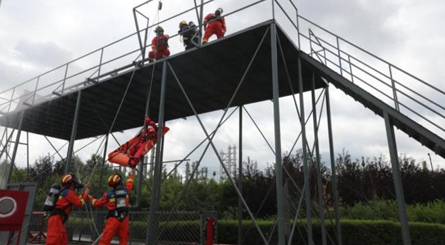 科技赋能练精兵 护航企业保安全